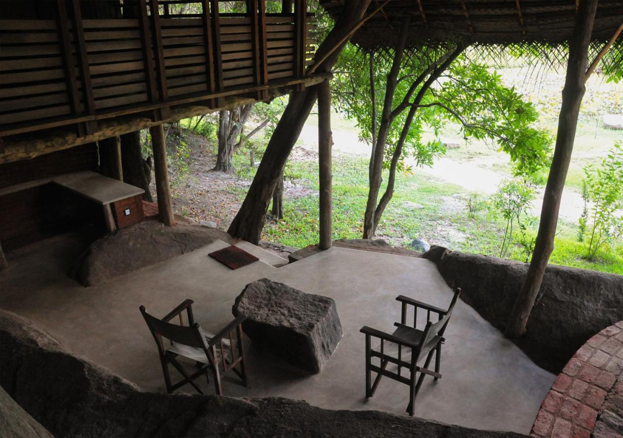 Back Of Beyond - Wild Haven Villa Sigiriya Luaran gambar